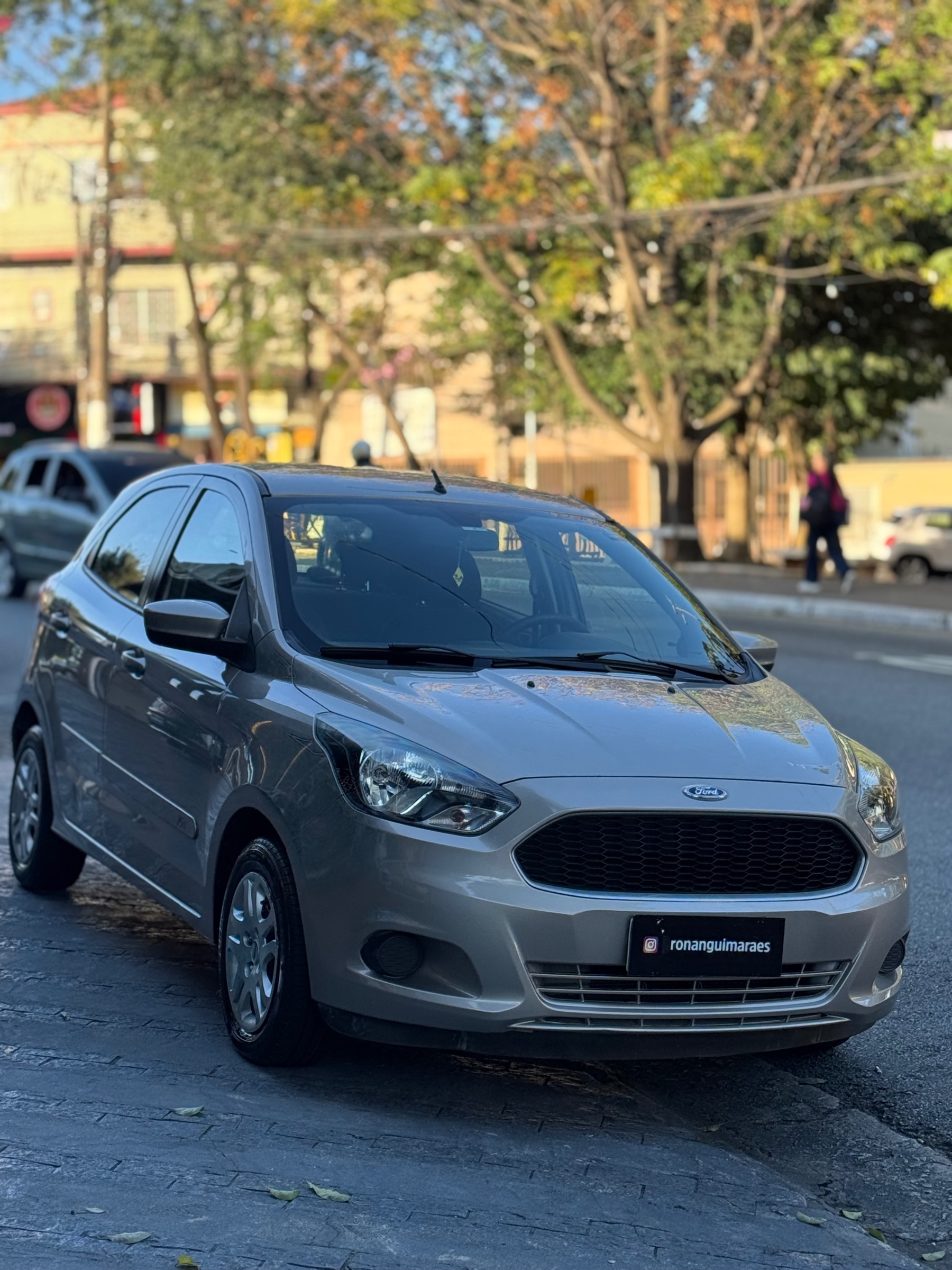 Ford Ka 1.0 SE 2015: O Compacto de Três Cilindros que Desafiou o Tempo