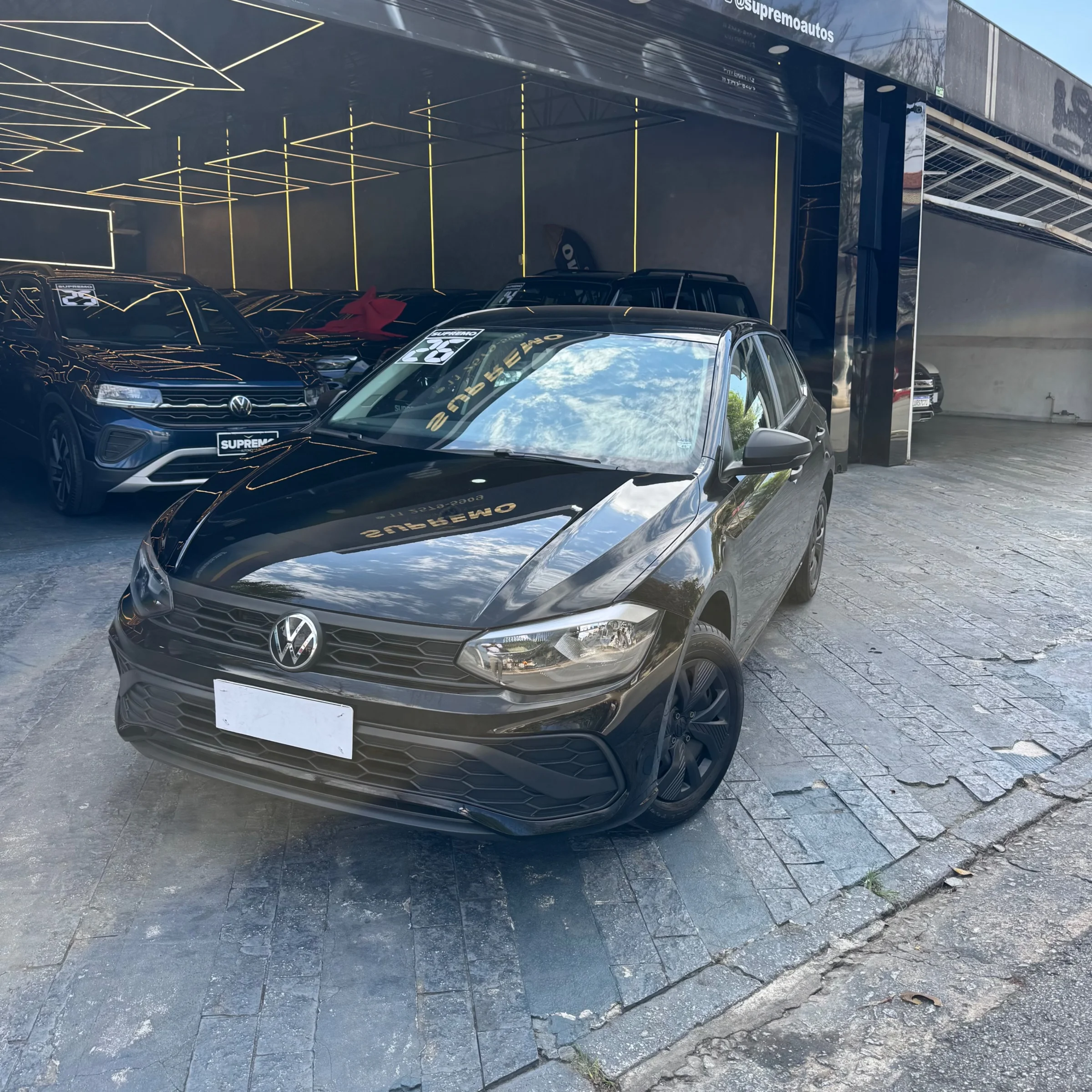 VW - VolksWagen Polo Track 1.0 Flex 12V 5p
